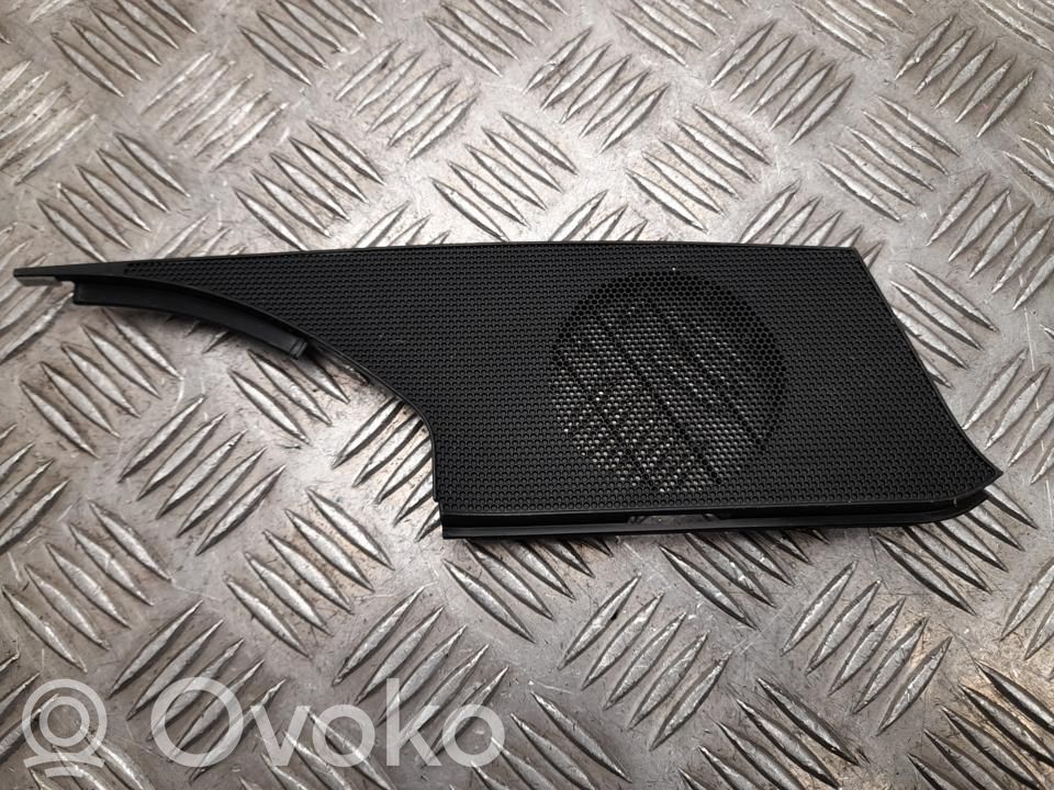 Toyota Prius (XV60) Maskownica centralnego głośnika deski rozdzielczej 
