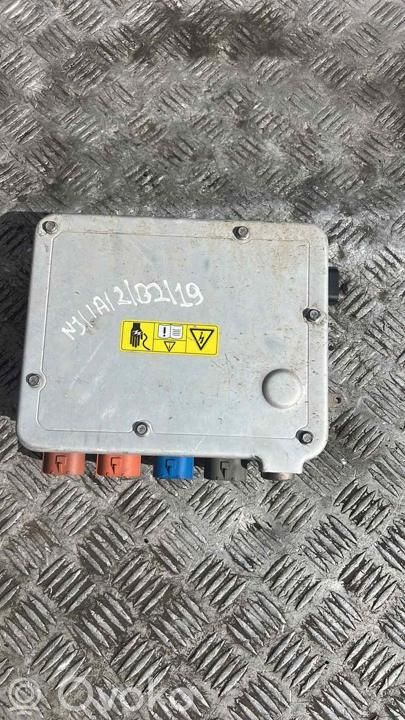 Tesla Model S Voltage converter inverter 