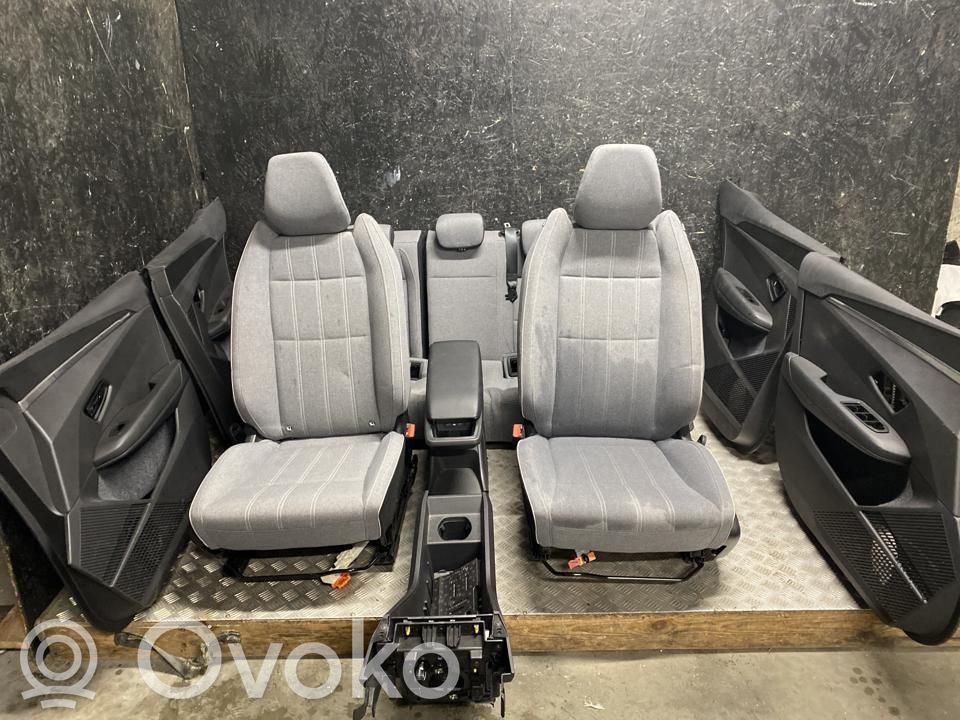 Renault Megane E-Tech Set scaune 