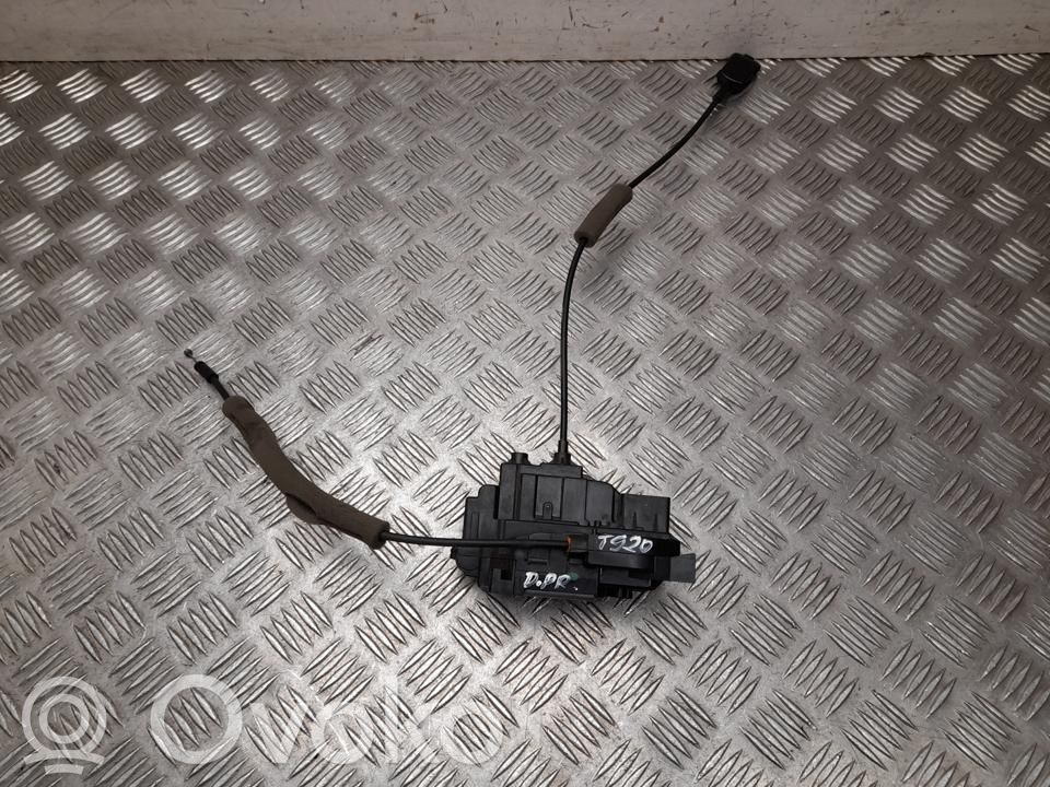Renault Master III Front door lock 