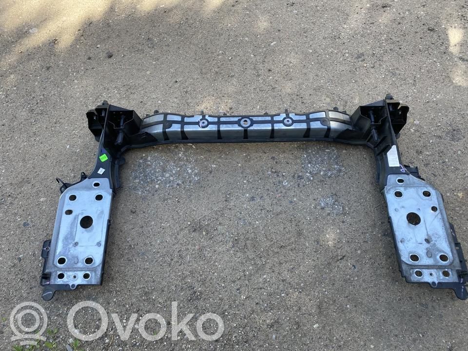 Renault Megane E-Tech Radiatorių panelė 