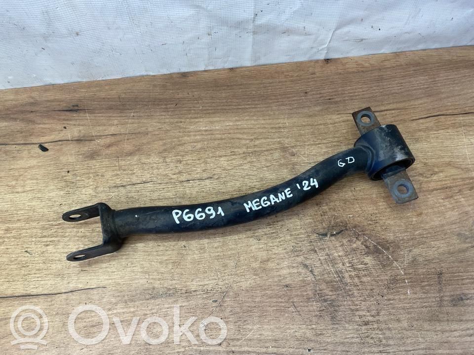 Renault Megane E-Tech Plaukti un sviras 