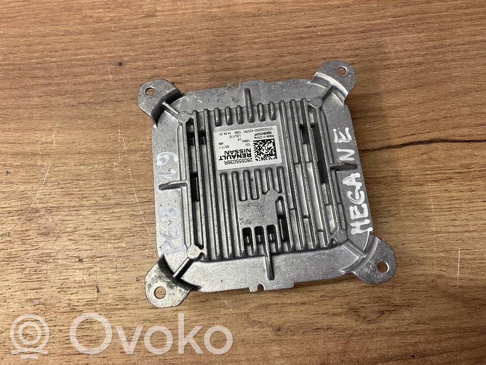 Renault Megane E-Tech LED šviesų modulis 