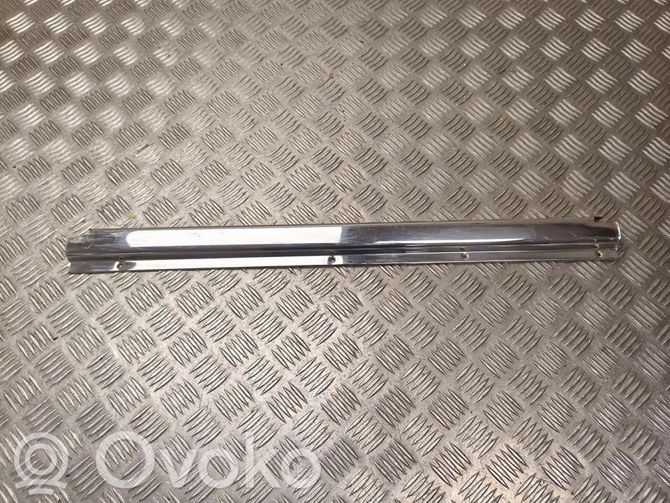 Mercedes-Benz 250 280 W108 Autres éléments de garniture marchepied