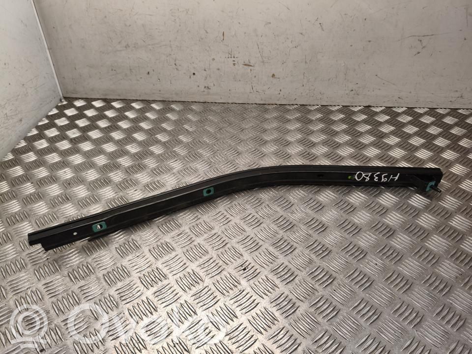 Renault Kangoo III Zawias górny drzwi tylnych 