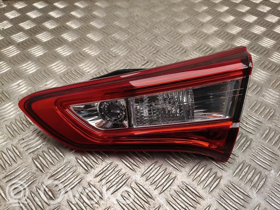 Toyota Yaris Lampă spate în caroserie 