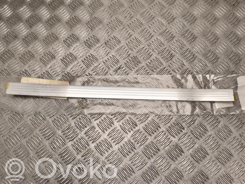 Mercedes-Benz S W221 Alte componente capac prag/stâlp 