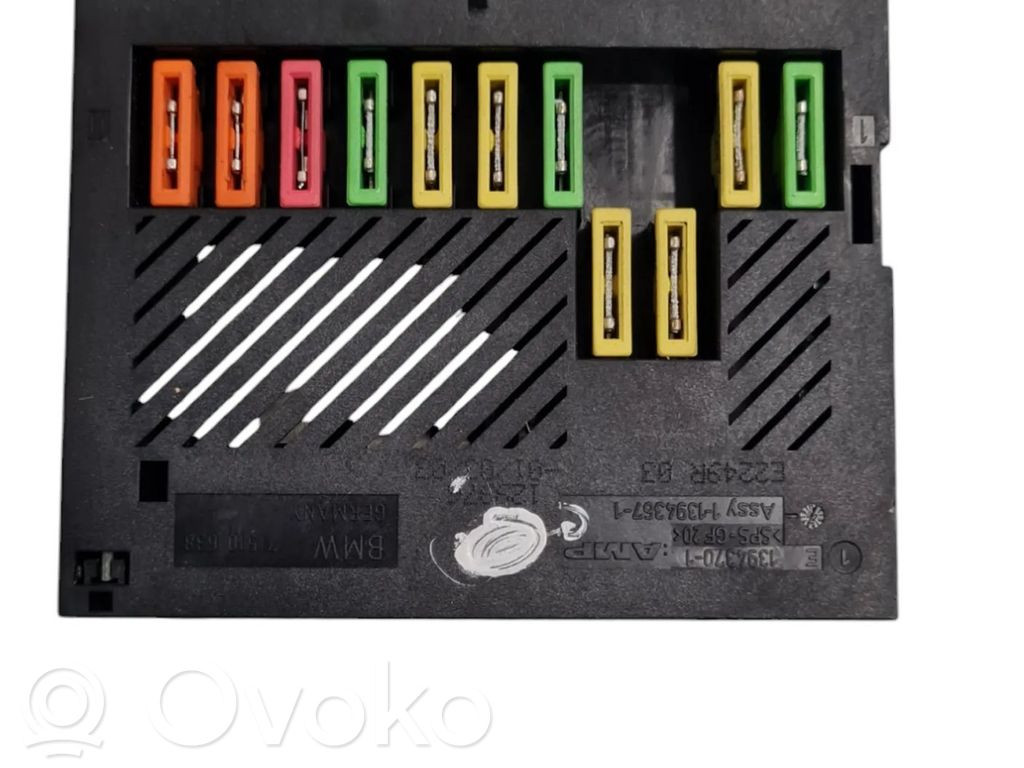BMW 7 E65 E66 Fuse module 