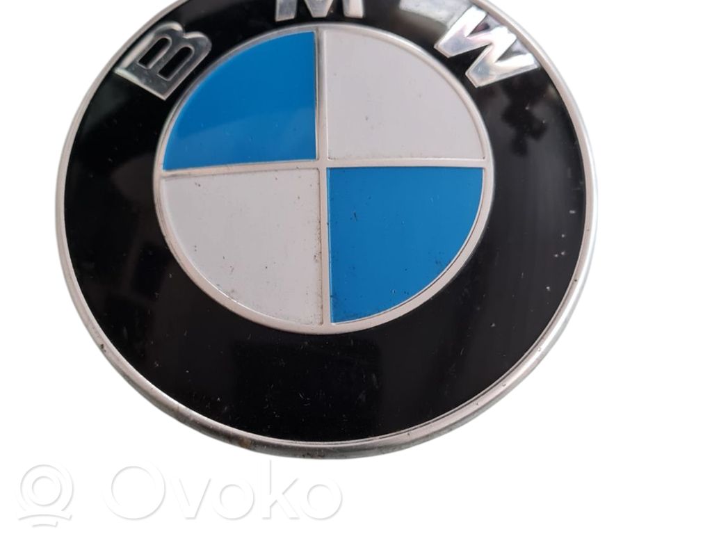 BMW 7 E65 E66 Ražotāja emblēma 