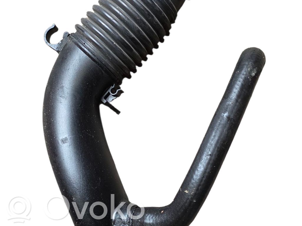 BMW 7 E65 E66 Air intake duct part 