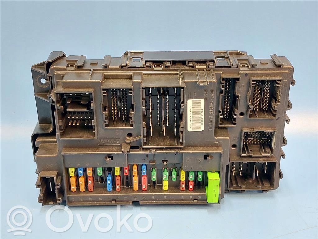 Ford Explorer Ramka / Moduł bezpieczników 