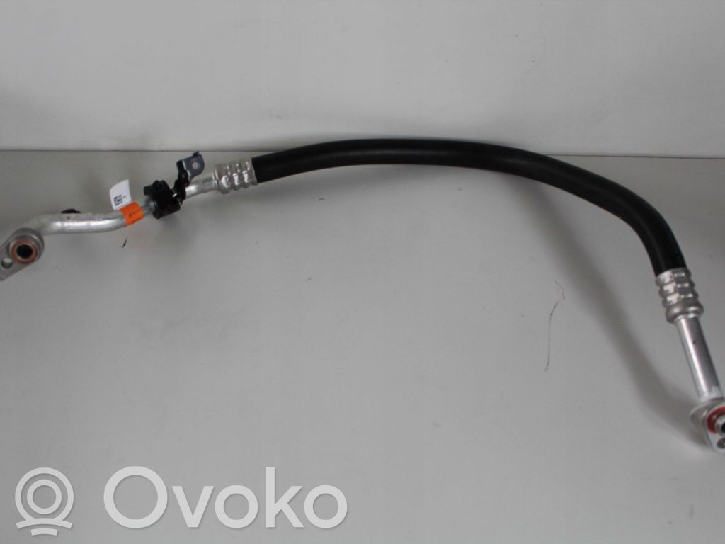 Ford Focus Conductă/furtun aer condiționat (A/C) 