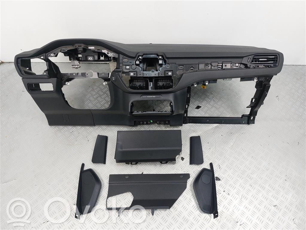Ford Kuga III Kojelauta 
