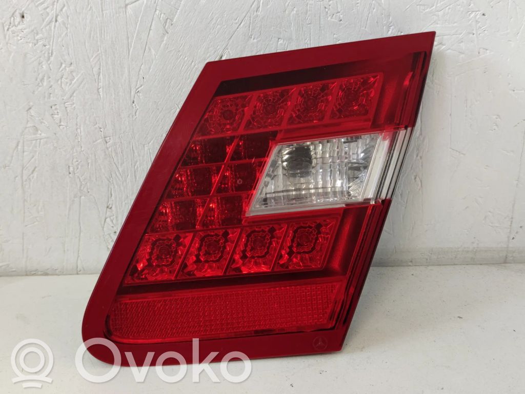 Mercedes-Benz E W212 Tailgate rear/tail lights 