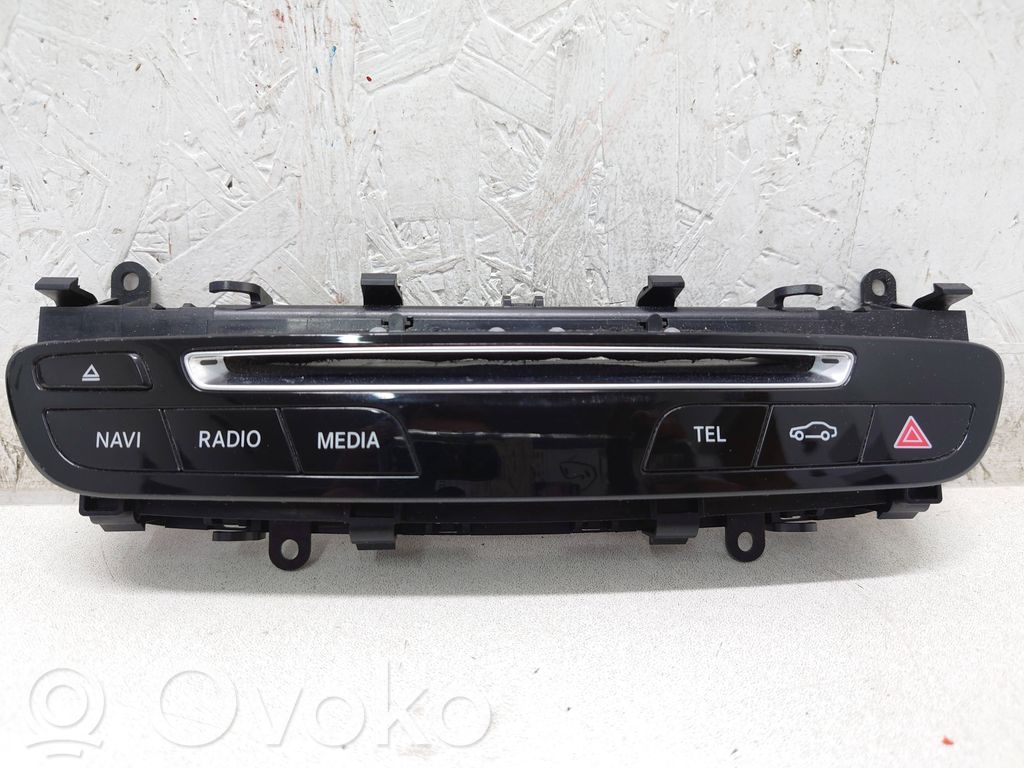 Panel radia   A2059054601,2059054601