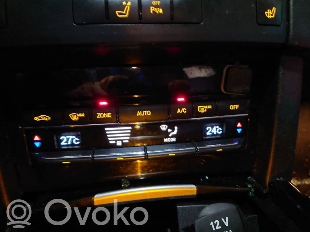 Mercedes-Benz E W212 Climate control unit 