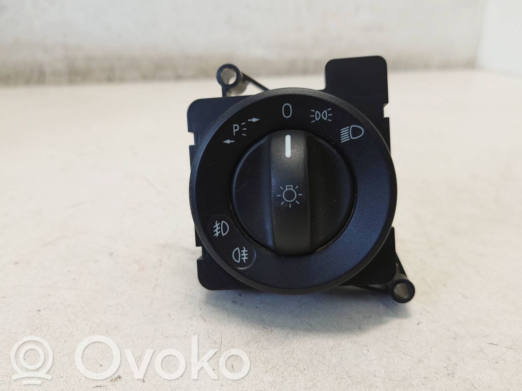 Mercedes-Benz Sprinter W906 Light switch 