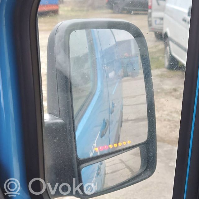Mercedes-Benz Sprinter W906 Elektryczne lusterko boczne drzwi przednich 