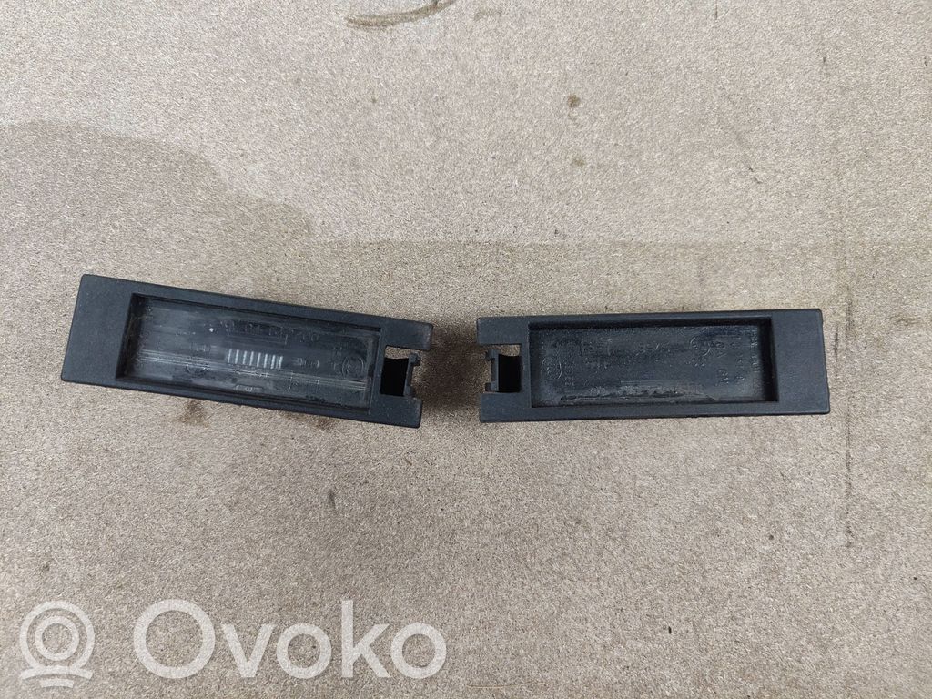Opel Insignia A Éclairage de plaque d'immatriculation 