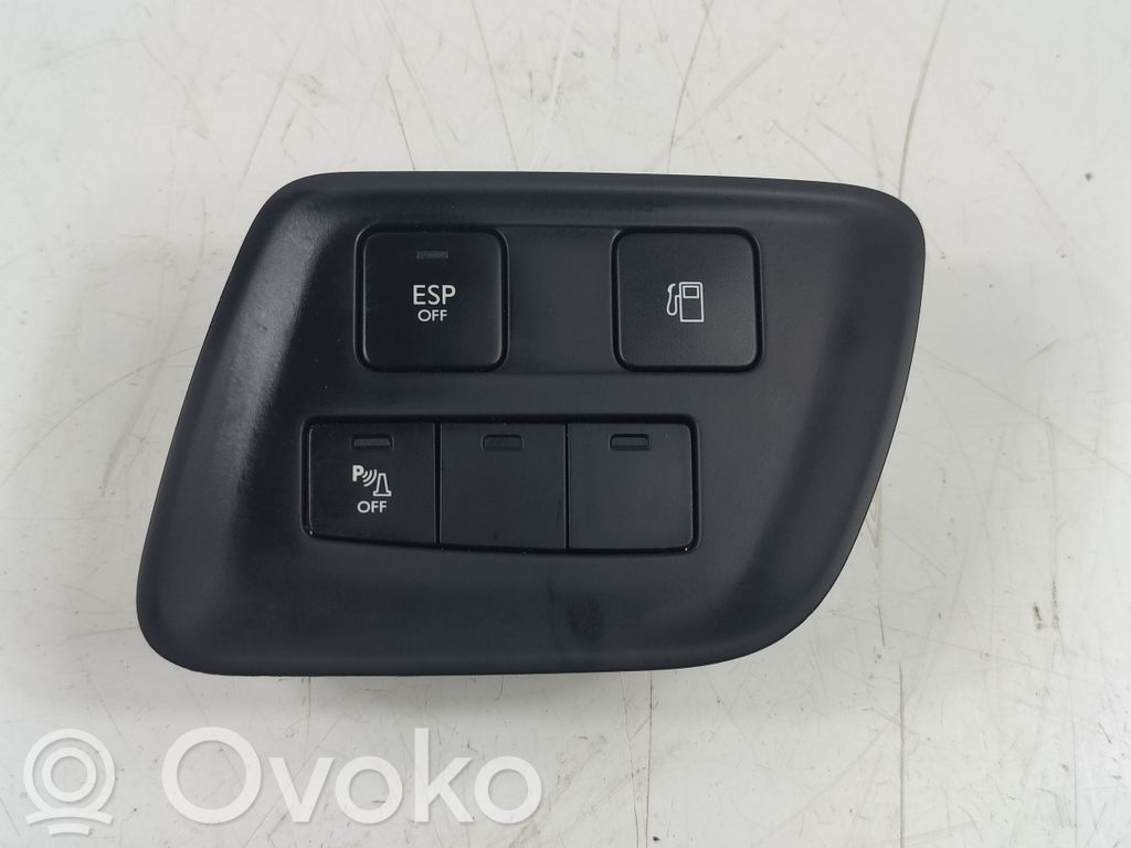 Citroen DS4 Fuel tank opening switch 