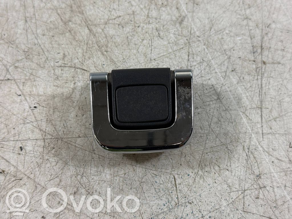 Tie down hook / loop   96742001ZD