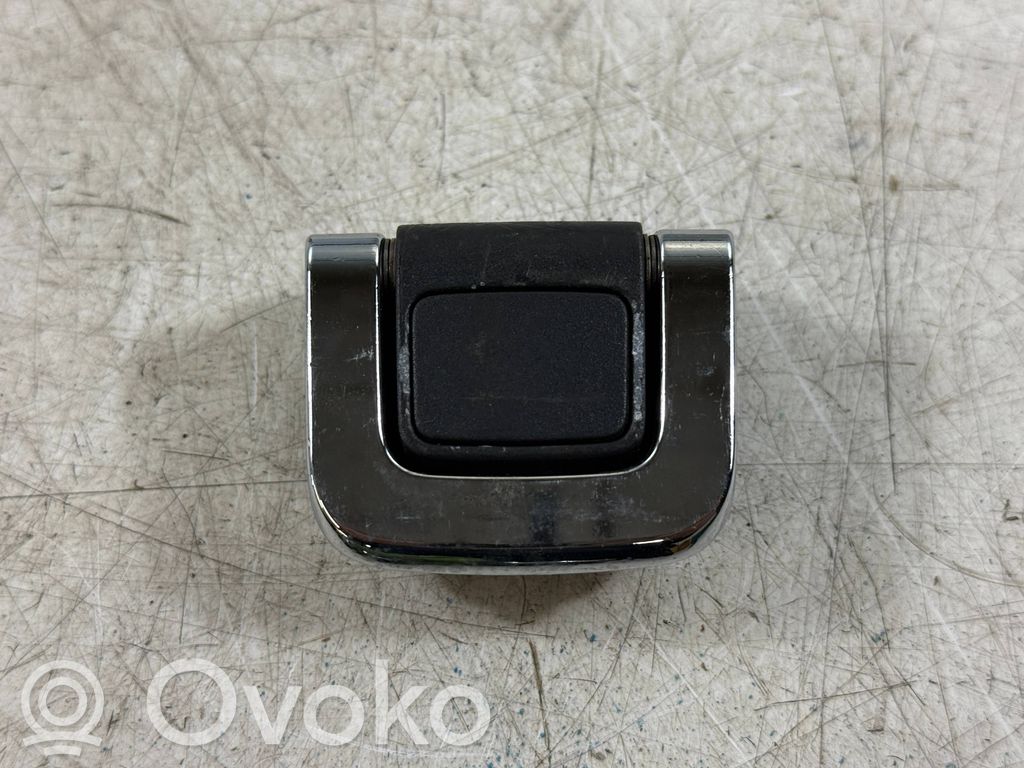 Peugeot 508 Tie down hook / loop 