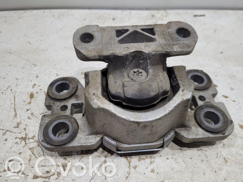 Engine mount bracket   8G9N7M121AA01