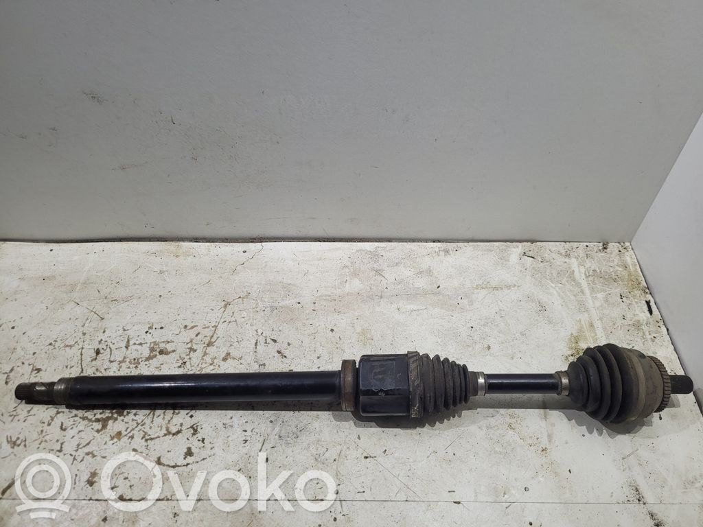 Volvo S60 Priekinis pusašis 