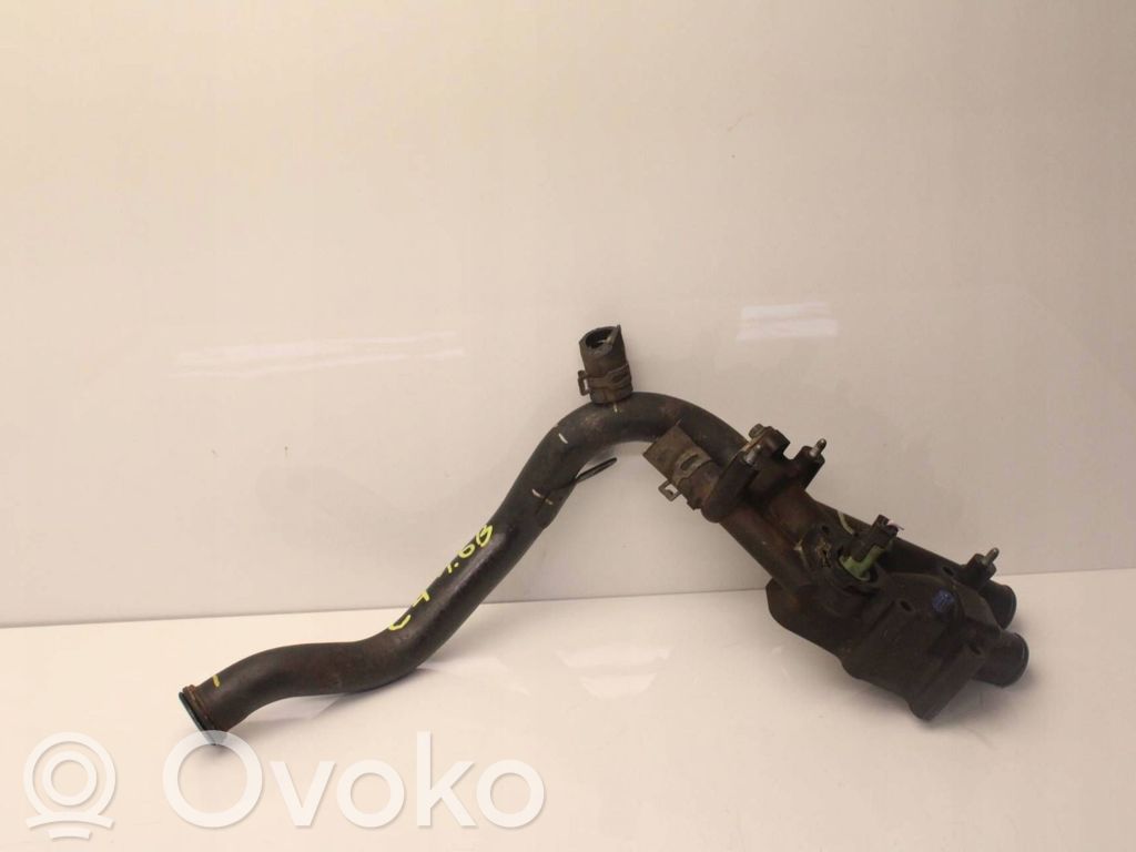 Peugeot 407 Carcasa del termostato 
