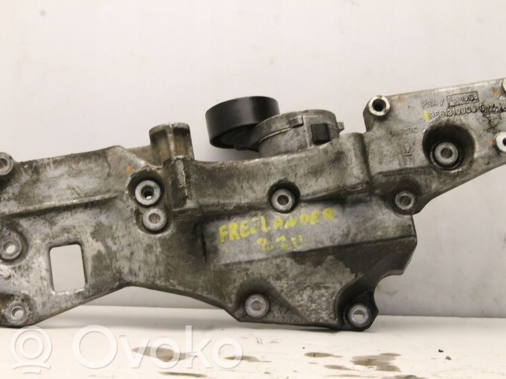Land Rover Freelander 2 - LR2 Generator/alternator bracket 