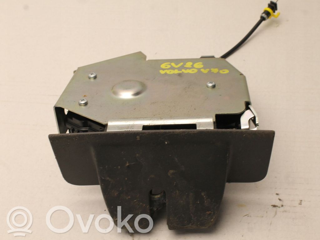 Zamek klapy tylnej / bagażnika   31253449