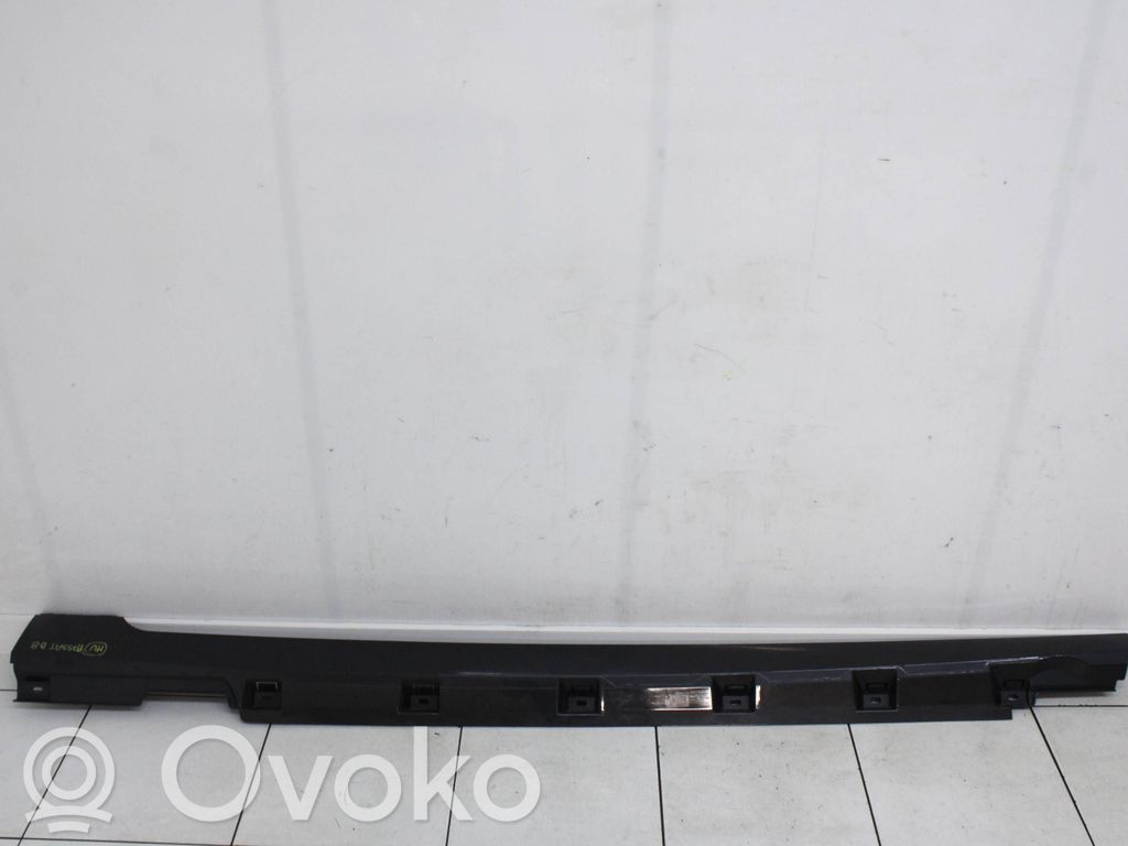 Volkswagen PASSAT B8 Listón 