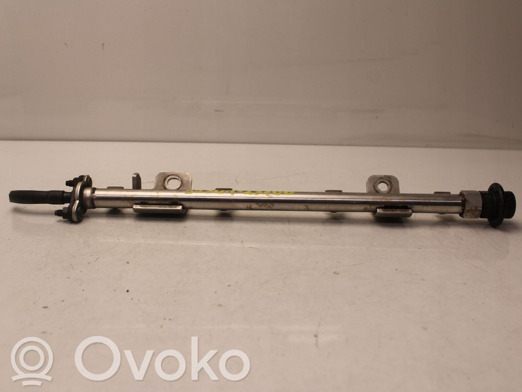 KIA Carens II Polttoainepääputki 