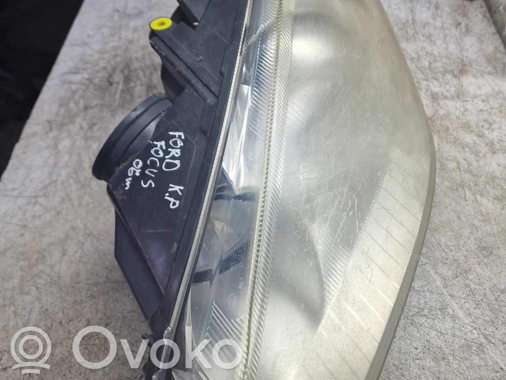 Ford Focus C-MAX Headlight/headlamp 
