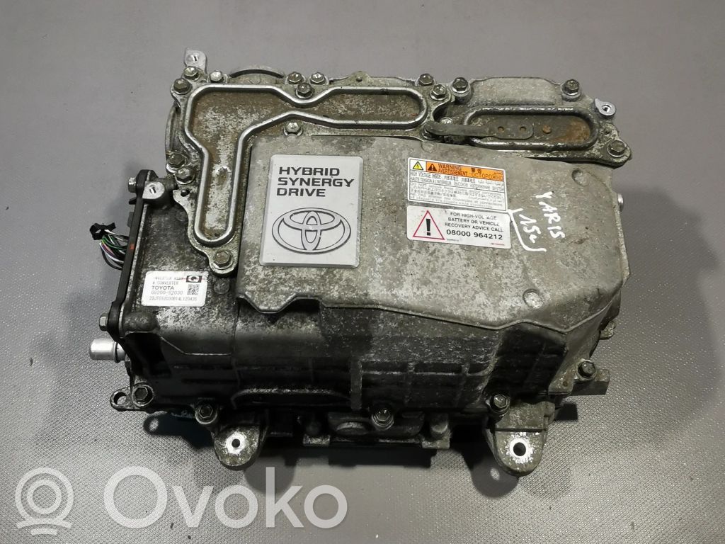 Toyota Yaris Inversor/convertidor de voltaje 