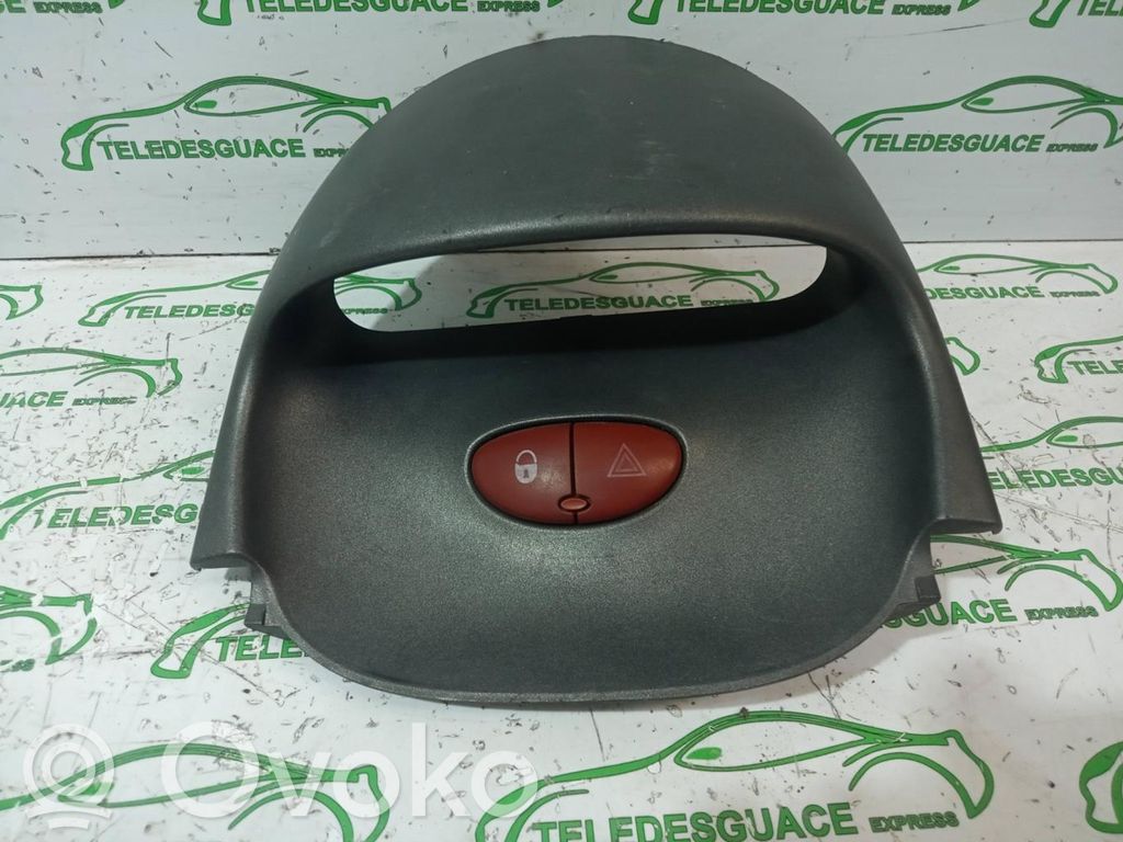Peugeot 206+ Botón interruptor de luz de peligro 