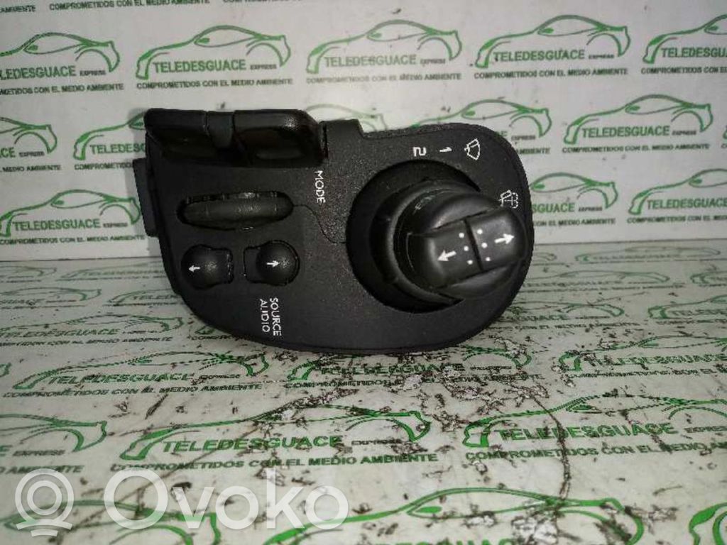Renault Kangoo I Commutateur d'essuie-glace 