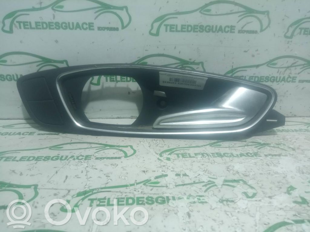 Audi A1 Manecilla interna puerta delantera 