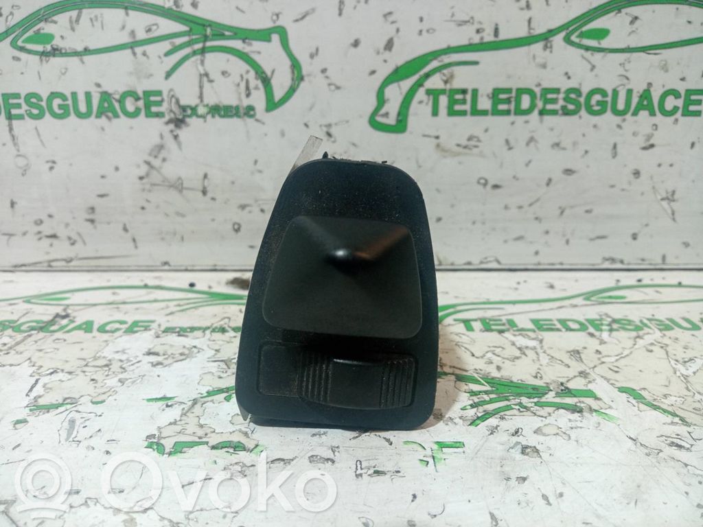 Interruptor del espejo lateral   83736919