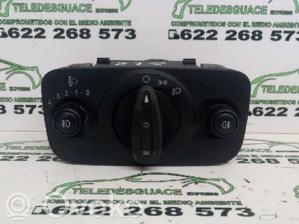 Ford Fiesta Interruptor de luz 