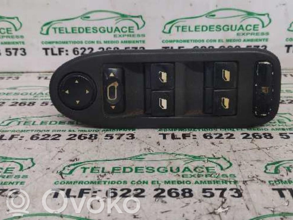 Citroen Berlingo Electric window control switch 