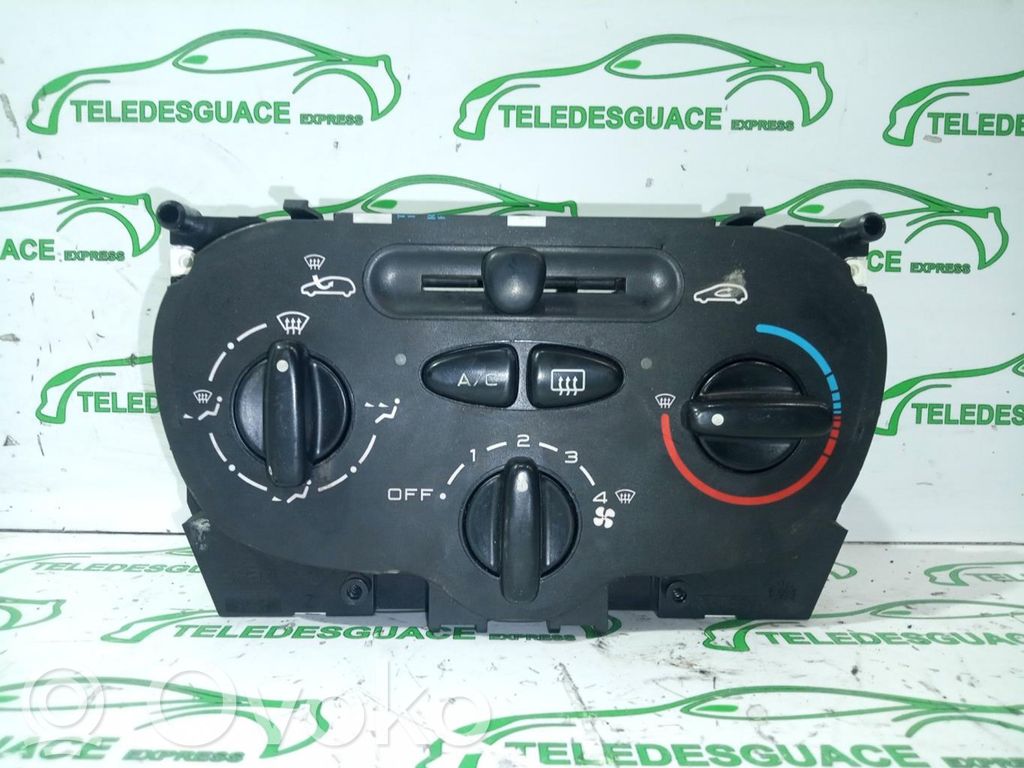 Peugeot 206+ Climate control unit 