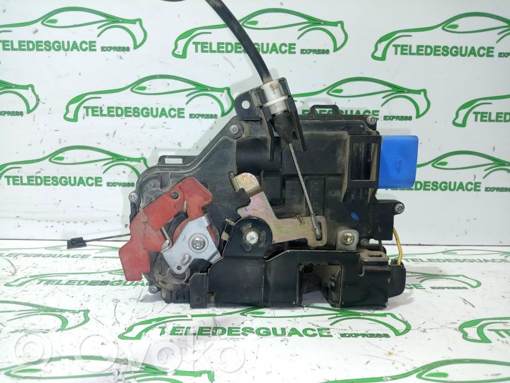 Volkswagen Golf V Serratura portiera anteriore 