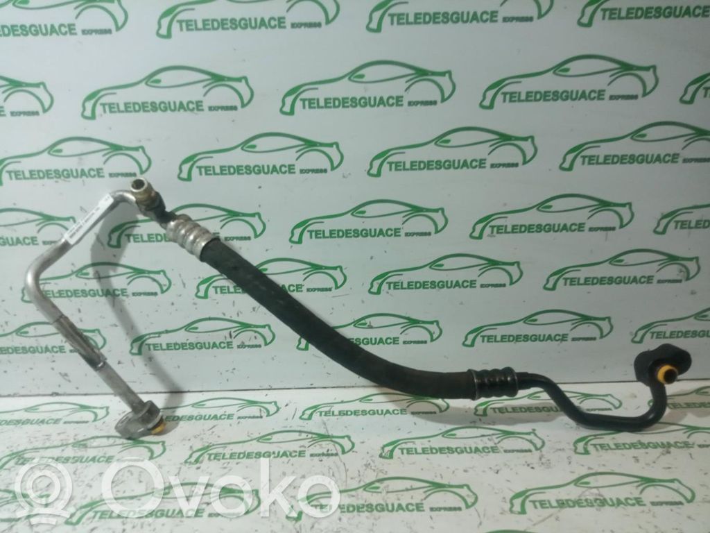BMW 7 E65 E66 Ilmastointilaitteen putki (A/C) 