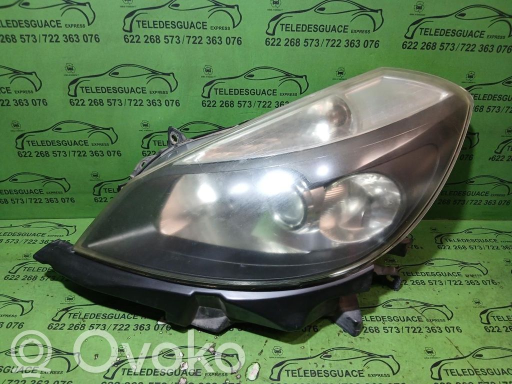 Renault Clio III Phare frontale 