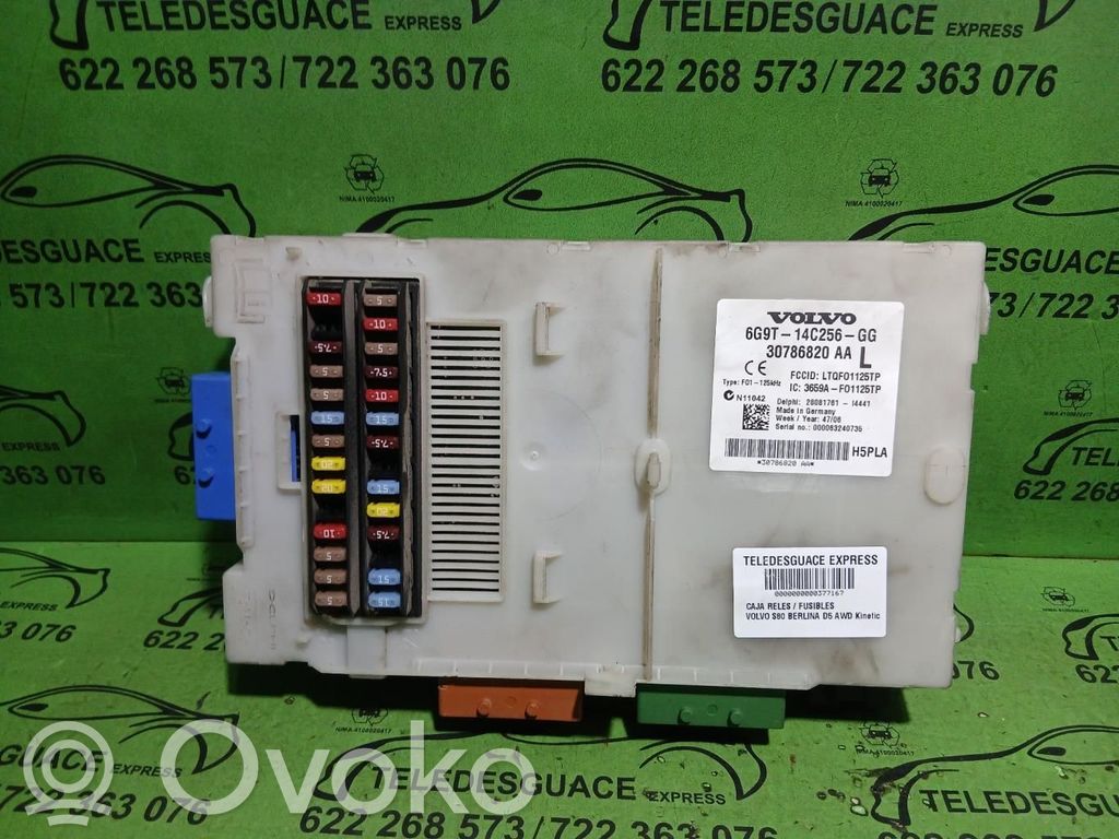Módulo de fusible   30786820AA