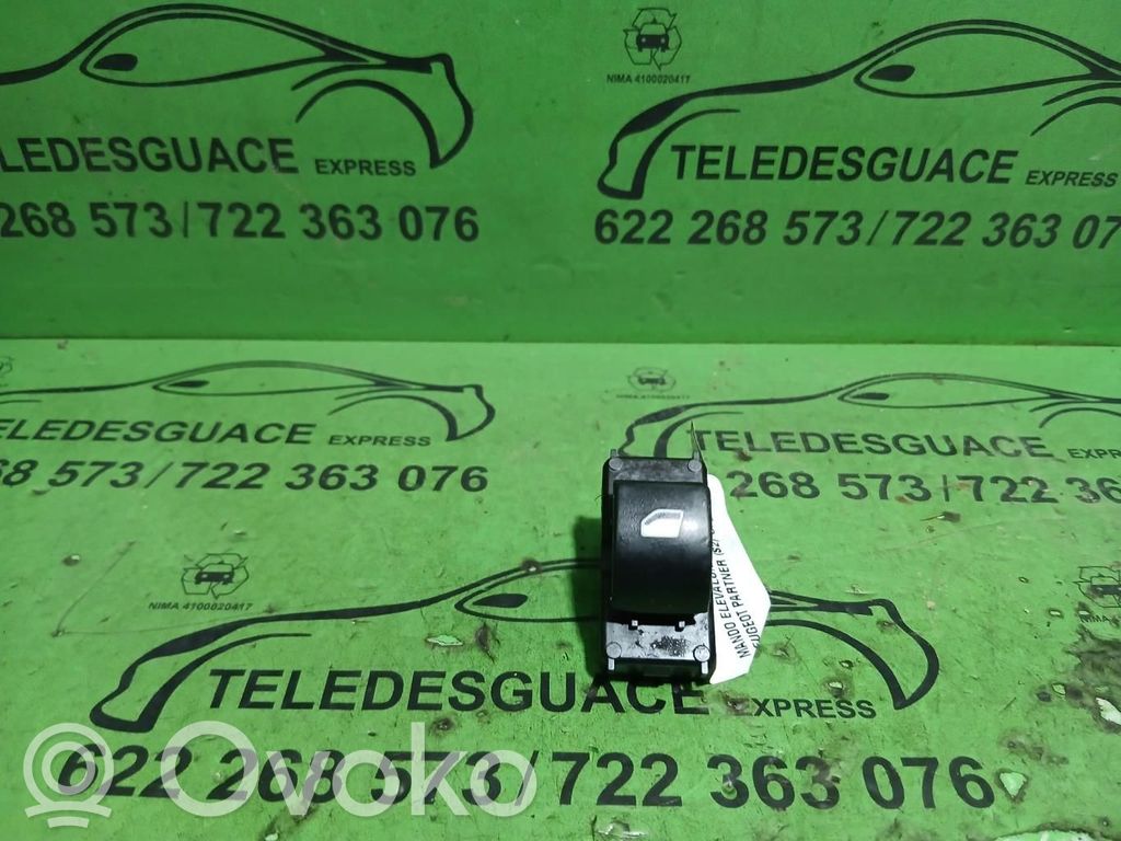 Peugeot Partner Electric window control switch 