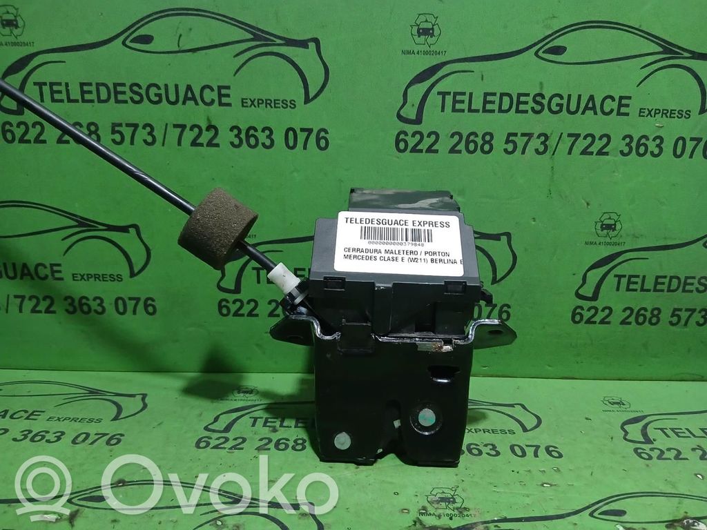Mercedes-Benz E W211 Blocco/chiusura/serratura del portellone posteriore/bagagliaio 