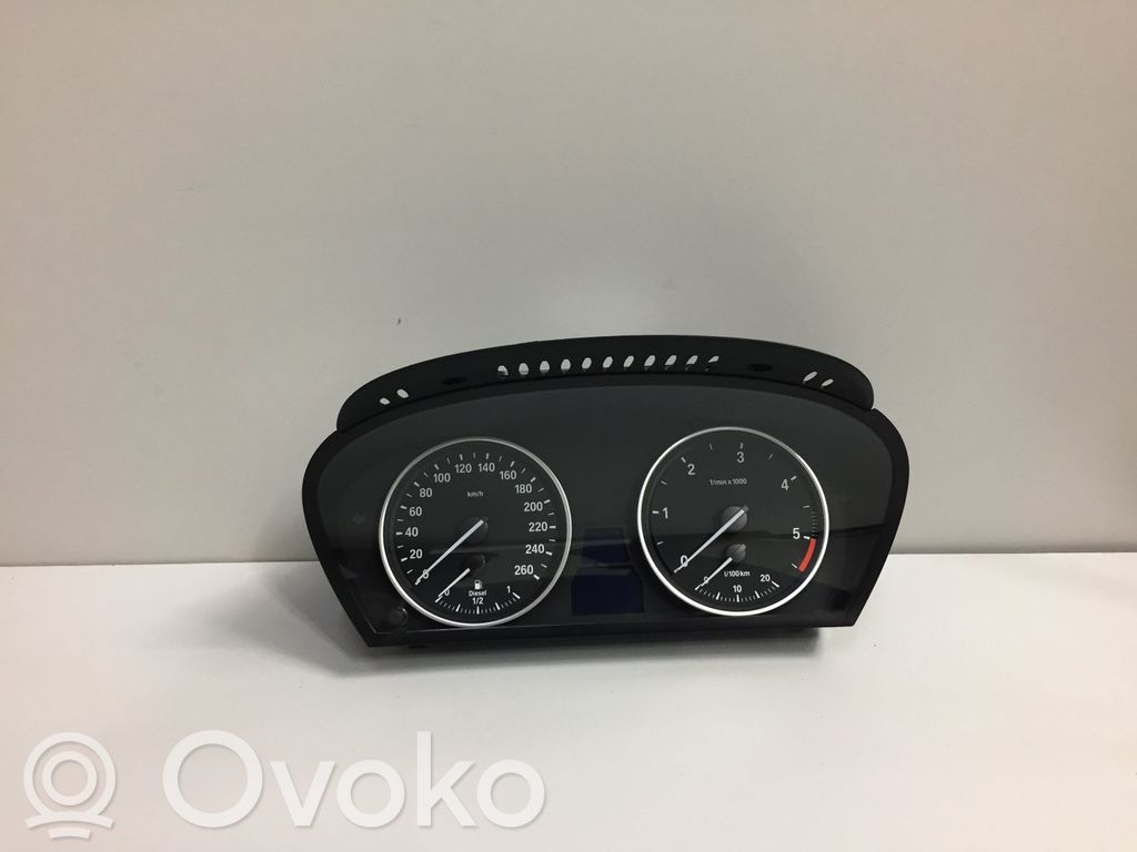BMW X5 E70 Speedometer (instrument cluster) 