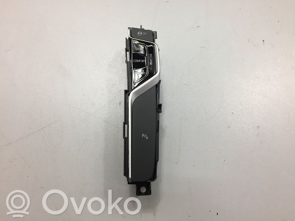 BMW 5 G30 G31 G38 Zestaw przełączników i przycisków 